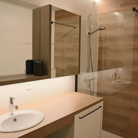 아파트 Nereiden E168 With Location *